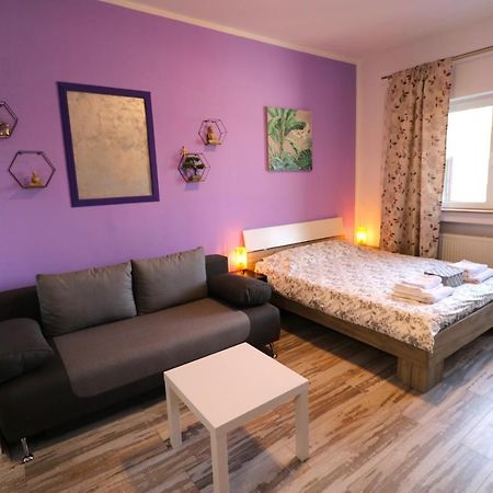 Charming Cozy Studio - Old Town - Free Minibar Apartment Букурещ Екстериор снимка