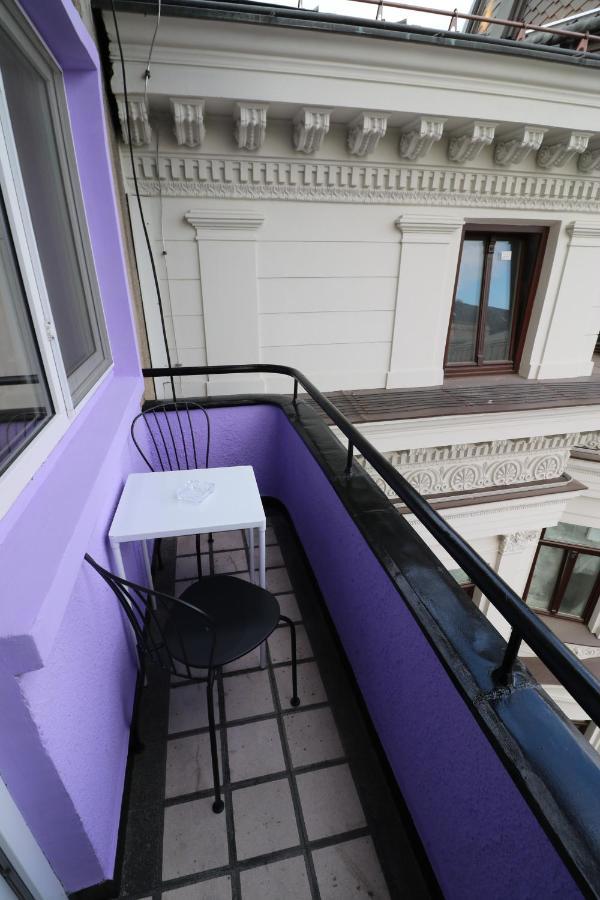 Charming Cozy Studio - Old Town - Free Minibar Apartment Букурещ Екстериор снимка